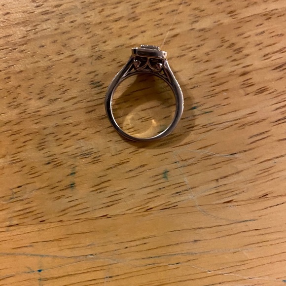 Diamond ring 1/2 ctw - Picture 3 of 5